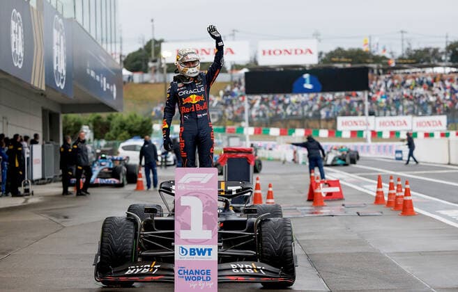 Formula 1 2022 Honda Japanese Grand Prix 09 10 2022, Suzuka International Racing Course, Suzuka, Formula 1 2022 Honda Japanese Grand Prix , in picture Formula 1 World Champion 2022 Max Verstappen NEL , Oracle Red Bull Racing nordphotoxGmbHx xBratic nph00250