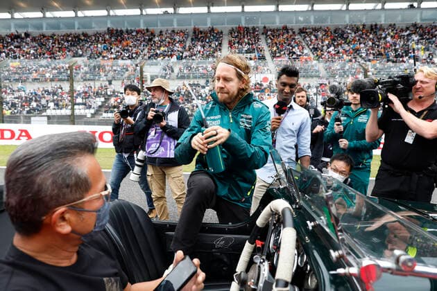 5 Sebastian Vettel DEU, Aston Martin Aramco Cognizant F1 Team , F1 Grand Prix of Japan at Suzuka International Racing Course on October 9, 2022 in Suzuka, Japan Photo by HOCH ZWEI Suzuka Japan