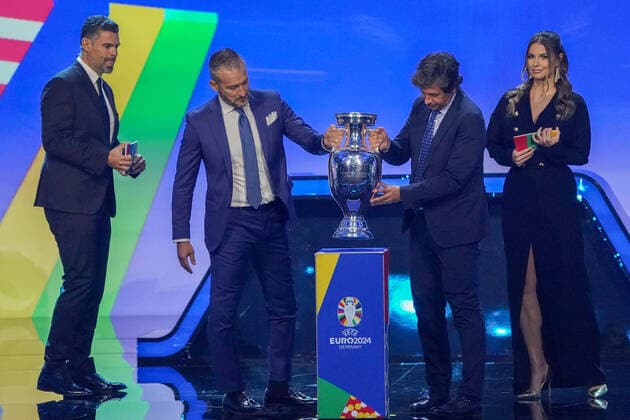 Henri Delaunay trophy is brought by Gianluca Zambrotta l and Demetrio Albertini r at the draw of the qualifying groups for the European Championship 2024 in Frankfurt Festhalle 09 10 2022 EURO2024 Qualifying Draw EM 2024 draw of the qualifying groups, Festhalle Frankfurt