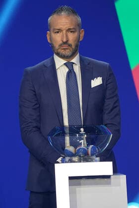 Gianluca Zambrotta at lottery pot 1 at the draw of the qualifying groups for the European Championship 2024 at the Festhalle Frankfurt 09 10 2022 EURO2024 Qualifying Draw EM 2024 Draw of the qualifying groups, Festhalle Frankfurt