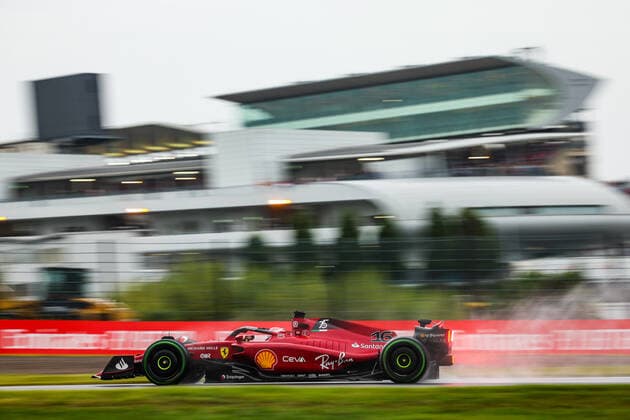 16 LECLERC Charles (mco), Scuderia Ferrari F1-75, action during the Formula 1 Honda Japanese Grand Prix 2022, 18th round of the 2022 FIA Formula One World Championship, WM, Weltmeisterschaft from Octobre 7 to 9, 2022 on the Suzuka International Racing Course, in Suzuka, Mie Prefecture, Japan - F1 - JAPANESE GRAND PRIX 2022 - RACE DPPI Panoramic  20221009_G00D1118