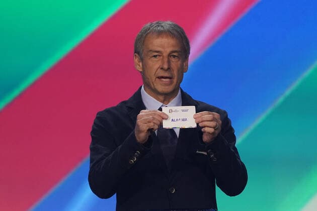 Jürgen Klinsmann Germany draws Albania from lottery pot 3 at the draw of the qualifying groups for the European Championship 2024 in Frankfurt Festhalle Frankfurt 09 10 2022 EURO2024 Qualifying Draw EM 2024 Draw of the qualifying groups, Festhalle Frankfurt