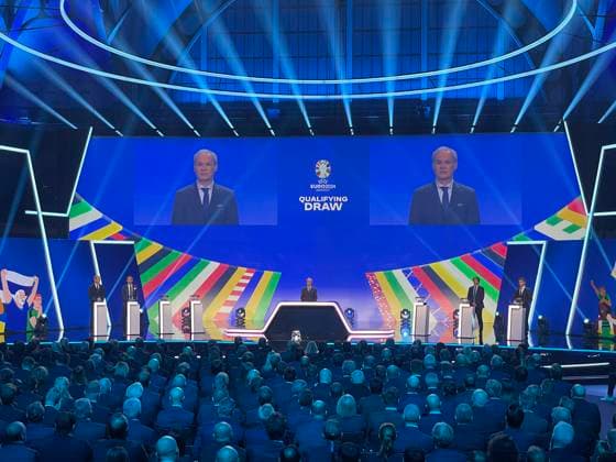 Fully occupied hall at the draw of the qualifying groups for the European Championship 2024 in the Frankfurt Festhalle Frankfurt 09 10 2022 EURO2024 Qualifying Draw EM 2024 Draw of the qualifying groups, Festhalle Frankfurt