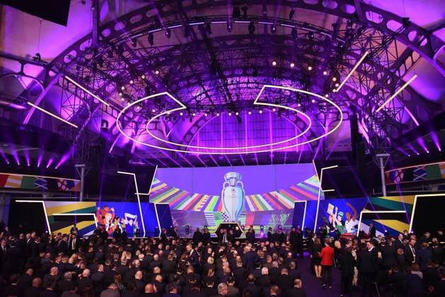 09 10 2022 Frankfurt am Main, EURO2024 Qualifying Draw EM 2024 Draw of the qualifying groups, Festhalle Frankfurt hall at the draw of the qualifying groups for the European Championship 2024 in the Frankfurt Festhalle emspor, DFL regulations prohibit any use of photographs as image sequences and or quasi video
