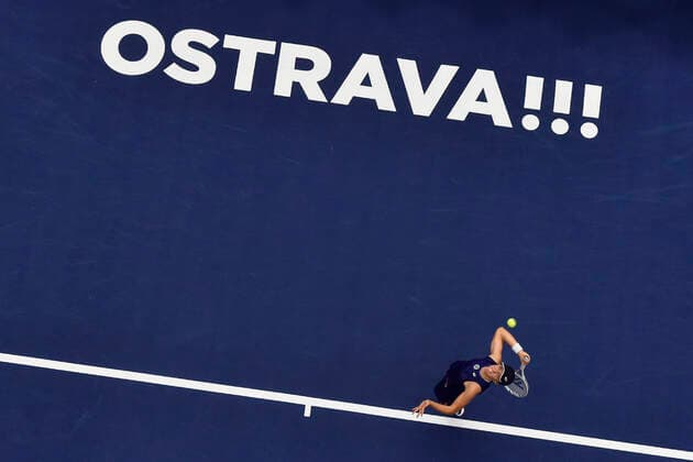 Iga Swiatek of Poland in action during the WTA, Tennis Damen Agel Open 2022 women s tennis tournament final match against Barbora Krejcikova of Czech Republic, on October 9, 2022, in Ostrava, Czech Republic. (CTKxPhoto JaroslavxOzana) CTKPhotoP2022100904393  JAO 10