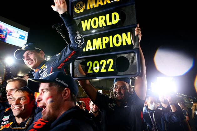 Formula 1 2022 Honda Japanese Grand Prix 09 10 2022, Suzuka International Racing Course, Suzuka, Formula 1 2022 Honda Japanese Grand Prix , pictured The Red Bull Racing team celebrates Max Verstappens world title NEL , Oracle Red Bull Racing nordphotoxGmbHx xBratic nph00250