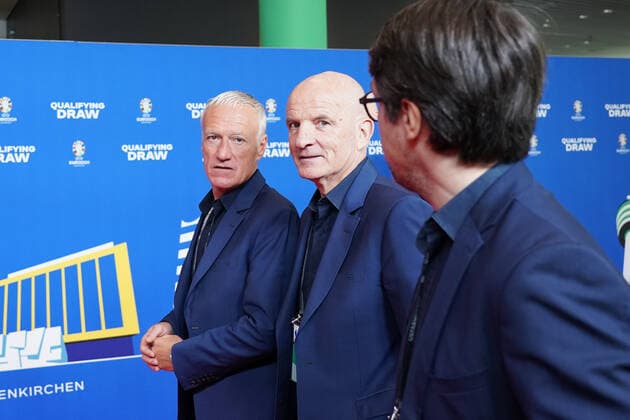 French delegation with coach Didier Deschamps at the draw of the qualifying groups for the European Championship 2024 in the Festhalle Frankfurt 09 10 2022 EURO2024 Qualifying Draw EM 2024 Draw of the qualifying groups, Festhalle Frankfurt
