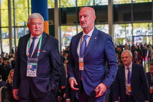 Official Sandor Csanyi l and coach Marco Rossi Hungary, Hungary at the draw of the qualifying groups for the European Championship 2024 in Frankfurt Festhalle 09 10 2022 EURO2024 Qualifying Draw EM 2024 Draw of the qualifying groups, Festhalle Frankfurt