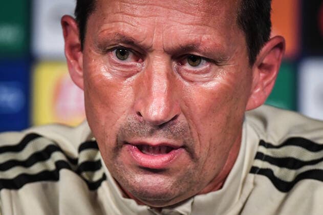 Sport Themen der Woche KW41 Sport Bilder des Tages October 10, 2022, Paris, France, France: Roger SCHMIDT of Benfica during a SL Benfica press conference, PK, Pressekonferenz at Parc des Princes Stadium on October 10, 2022 in Paris, France. Paris France - ZUMAm308 20221010_zsp_m308_051 Copyright: xMatthieuxMirvillex