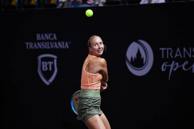 Transylvania Open: WTA, Tennis Damen 250 Tennis Damen Tournament in Cluj-Napoca, BT Arena, 8-16 October 2022 Anastasia POTAPOVA in action during her match against Ann Li , during WTA 250 Transylvania Open, held in BT Arena, Cluj Napoca 8-16 October 2022 Medias Sibiu Copyright: xANCAxTEPEIx