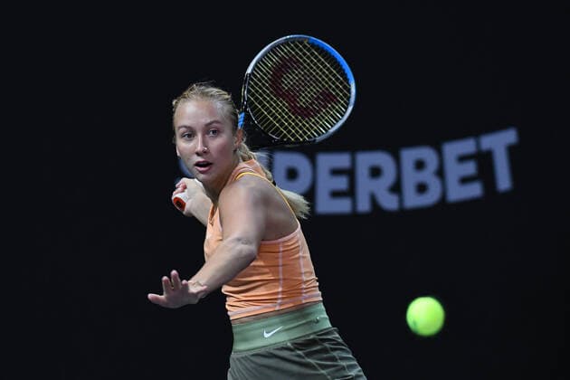 Transylvania Open: WTA, Tennis Damen 250 Tournament In Cluj-Napoc Anastasia POTAPOVA in action during her match against Ann Li , during WTA 250 Transylvania Open, held in BT Arena, Cluj Napoca 8-16 October 2022 Cluj-Napoca Romania  Copyright: xFlaviuxBuboix originalFilename:buboi-notitle221011_npeNb.jpg