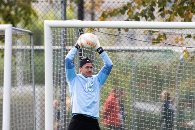221012 Goalkeeper Johan Dahlin during a training session with Malmö FF on October 12, 2022 in Malmö Photo Petter Arvidson BILDBYRAN code PA PA0413 football football soccer fotball uefa europa league training practice training malmö ff bbeng,  Copyright: PETTERxARVIDSON BB221012PA008