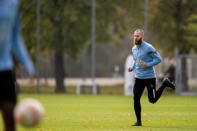 221012 Jo Inge Berget during a training session with Malmö FF on October 12, 2022 in Malmö Photo Petter Arvidson BILDBYRAN code PA PA0413 football football soccer fotball uefa europa league training practice training malmö ff bbeng,  Copyright: PETTERxARVIDSON BB221012PA019