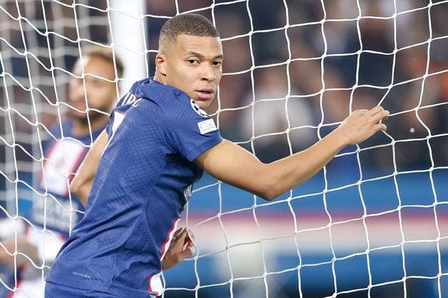 PARIS 11 10 2022, xjfx Champions Legue 2022 2023 Group H Paris Saint Germain S L Benfica v l , Kylian Mbappe Paris Saint Germain , disappointed, disappointed looking, dissapointed, sad, frustrated, frustrated, frustrated Copyright: JoaquimxFerreira