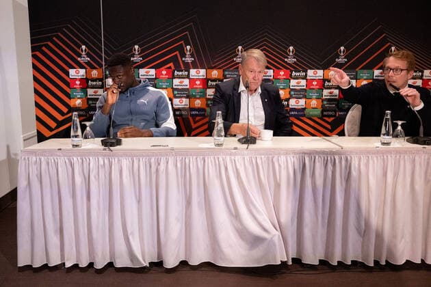 221012 Goalkeeper Ismael Diawara, head coach Age Hareide and Press officer Peter SohlmÃ r during a press conference with Malmö FF on October 12, 2022 in Berlin Photo Petter Arvidson BILDBYRAN code PA PA0414 football football soccer fotball uefa europa league press conference press conference malmö ff bbeng,  Copyright: PETTERxARVIDSON BB221012PA129