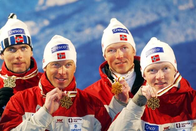 VAL DI FIEMME 20030225 Norway s Anders Aukland, Tore Ruud Hofstad, Thomas Alsgaard and Frode Estil with their goldmedals. Norway won the Men s 4 x 10km relay at the Nordic Skiing World Championships in Val di Fiemme February 25, 2003. PHOTO: Terje Bendiksby SCANPIX CODE 20520-403 ***Skid-VM-paketet. BETALBILD t.o.m. 20030303, därefter fritt för abonnemangstidningar*** VAL DI FIEMME Italy BILDER x20520x *** VAL DI FIEMME 20030225 Norways Anders Aukland, Tore Ruud Hofstad, Thomas Alsgaard and Frode Estil with their gold medals Norway won the Mens 4 x 10km relay at the Nordic Skiing World Championships in Val di Fiemme February 25, 2003 PHOTO Terje Bendiksby SCANPIX CODE 20520 403 Ski WC package PAID PICTURE until 20030303, then free for subscription magazines VAL DI FIEMME Italy PICTURES x20520x  Copyright: xTerjexBendiksbyx xTTx 20520