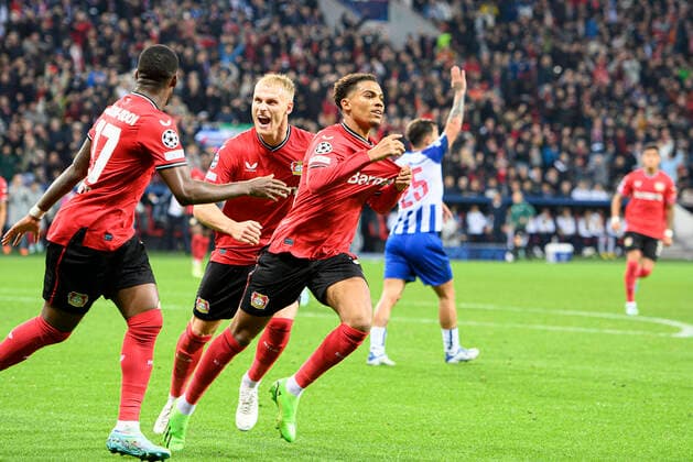 Cheering Amine ADLI LEV , the goal is disallowed, v l Callum HUDSON ODOI LEV Mitchel BAKKER LEV , Amine ADLI LEV Football Champions League, Preliminary Round Matchday 4, Bayer 04 Leverkusen LEV FC Porto, on 12 10 2022 in Leverkusen Germany Â