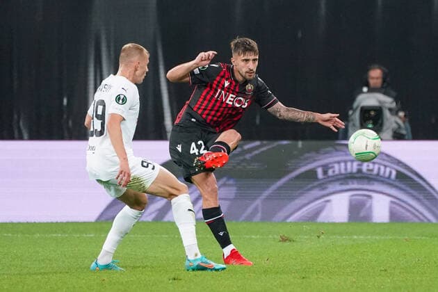 Mattia Viti (OGC Nice) - Marko Merdovic (Slovacko) FOOTBALL : OGC Nice vs Slovacko - europa conference league - Phase de groupe - Nice - 13 10 2022 NorbertScanella Panoramic 