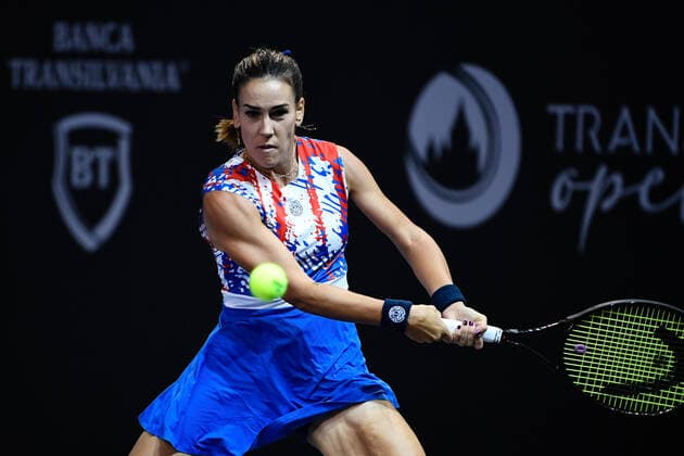 Transylvania Open: WTA, Tennis Damen 250 Tennis Damen Tournament in Cluj-Napoca, BT Arena, 8-16 October 2022 Nuria Parrizas Diaz in action during her match against Dalma Galfi, during WTA 250 Transylvania Open, held in BT Arena, Cluj Napoca 8-16 October 2022 Medias Sibiu Copyright: xANCAxTEPEIx