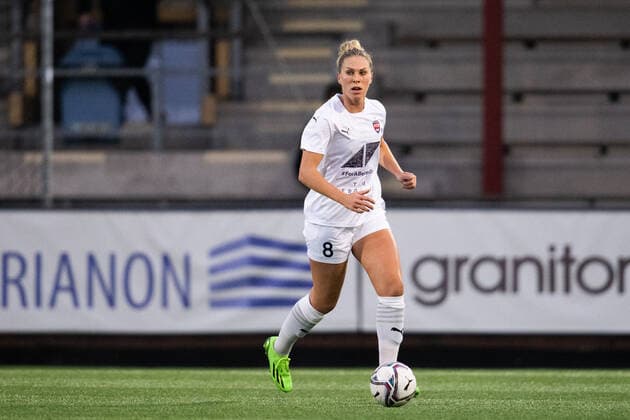221014 FC Rosengards Rebecca Knaak during the soccer match in the Damallsvenskan between FC Rosengard and Eskilstuna United on October 14, 2022 in Malmö,  Copyright: AVDOxBILKANOVIC BB221014AB092