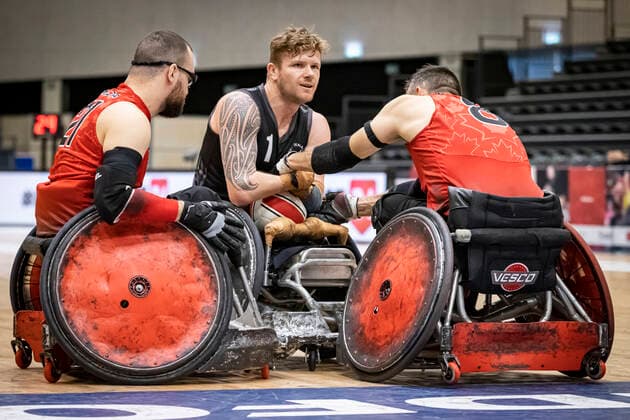 Canada vs New Zealand, 2022 Wheelchair Rugby World Championship, Vejle 15 10 22 Anthony Letourneau no 21, Team Canada , Cameron Leslie no 01, Team New Zealand , Mike Whitehead no 08, Team Canada Copyright: xBEAUTIFULxSPORTS MarioxM.xKobergx