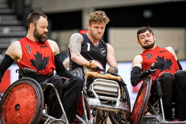 Canada vs New Zealand, 2022 Wheelchair Rugby World Championship, Vejle 15 10 22 Fabien Lavoie no 11, Team Canada , Cameron Leslie no 01, Team New Zealand , Matt Debly no 31, Team Canada Copyright: xBEAUTIFULxSPORTS MarioxM.xKobergx