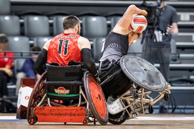 Canada vs New Zealand, 2022 Wheelchair Rugby World Championship, Vejle 15 10 22 Fabien Lavoie no 11, Team Canada , Cameron Leslie no 01, Team New Zealand Copyright: xBEAUTIFULxSPORTS MarioxM.xKobergx