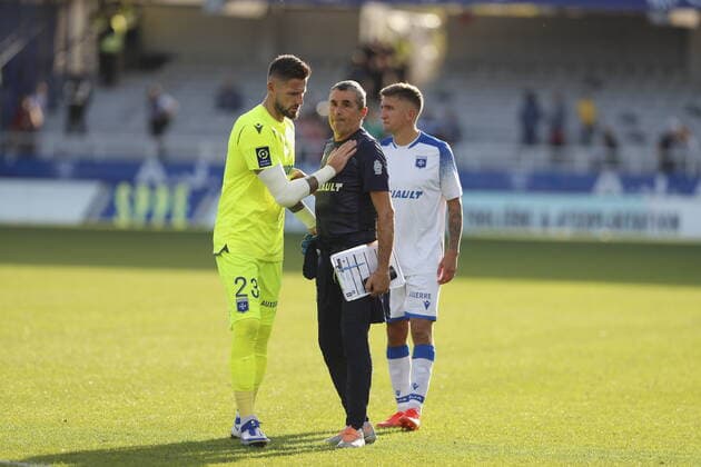 RECORD DATE NOT STATED (Auxerre) Benoit Costil - Michel Padovani Football : Auxerre vs Nice - Ligue 1 - 16 10 2022 StephanieGrossetete Panoramic 