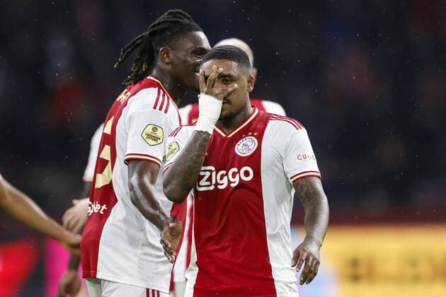 Amsterdam , 16-10-2022 , Johan Cruijff Arena , Eredivisie , season 2022 2023 , Ajax vs Excelsior , Ajax player Steven Bergwijn celebrates his goal (6-0) Ajax - Excelsior  x18851813x Copyright: