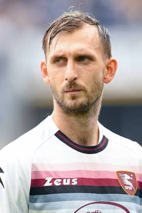 FC Internazionale v US Salernitana 1919 - Serie A Norbert Gyomber of US Salernitana looks on during the Serie A match between FC Internazionale and US Salernitana 1919 at Stadio Giuseppe Meazza, Milan, Italy on 16 October 2022. Milan Milan Italy  Copyright: xGiuseppexMaffiax originalFilename:maffia-fcintern221016_npOJP.jpg