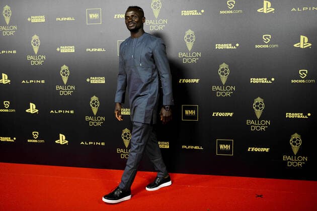 Sadio Mane FOOTBALL : Ceremonie du Ballon d Or 2022 - tapis rouge - Paris - 17 10 2022 JBAutissier Panoramic 