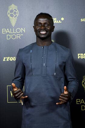 Sadio Mane FOOTBALL : Ceremonie du Ballon d Or 2022 - tapis rouge - Paris - 17 10 2022 JBAutissier Panoramic 