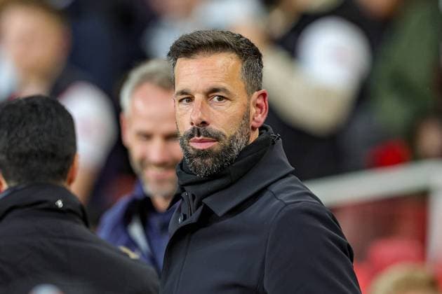 Arsenal v PSV Eindhoven Europa League 20 10 2022. Group A Ruud van Nistelrooy Manager of PSV Eindhoven during the Europa League match between Arsenal and PSV Eindhoven at the Emirates Stadium, London, England on 20 October 2022. Editorial use only , Copyright: xNigelxKeenex PSI-16182-0025