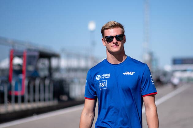 Mick Schumacher GER, Haas F1 Team 47 at the Trackwalk, USA, Formula 1 Grand Prix of the USA, Circuit of the Americas Austin, Mediaday, 20 10 2022 USA, Formula 1 Grand Prix of the USA, Circuit of the Americas Austin, Mediaday, 20 10 2022 Austin Copyright: xEibner Memmlerx EP_MMR
