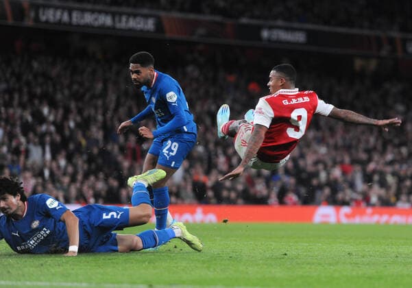 Football - 2022 2023 UEFA Europa League - Group A - Round Two - Arsenal vs PSV Eindhoven - Emirates Stadium - Thursday 20th October 2022 Gabriel Jesus of Arsenal shoots just wide 