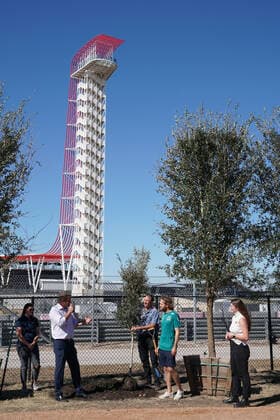 October 21, 2022, Austin, Texas, USA: Oct. 21 2022: Sebastian Vettel 5 during the Formula 1 Aramco United States Grand Prix 2022 in Austin TX at Circuit of The Americas. Brook Ward Apparent Media Group Austin USA - ZUMAa234 20221021_zsa_a234_088 Copyright: xAMGx