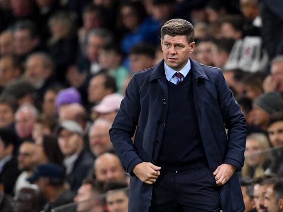 Football - 2022 2023 Premier League - Fulham vs Aston Villa - Craven Cottage - Thursday 20th October 2022 Aston Villa manager Steven Gerrard. COLORSPORT Ashley Western 