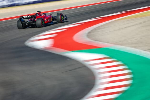 16 LECLERC Charles (mco), Scuderia Ferrari F1-75, action during the Formula 1 Aramco United States Grand Prix 2022, 19th round of the 2022 FIA Formula One World Championship, WM, Weltmeisterschaft from October 21 to 23, 2022 on the Circuit of the Americas, in Austin, Texas - F1 - UNITED STATES GRAND PRIX 2022 DPPI Panoramic  20221022_GOOD5340