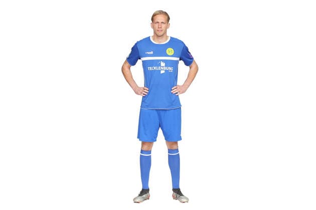 Straelen, Germany 22 October 2022 Regionalliga West 2022 2023 SV Straelen team shooting team photo goalkeeper Julian Paris SV Straelen Tecklenburg stadium North Rhine Westphalia Copyright: xFotostandx xvanxderxVeldenx