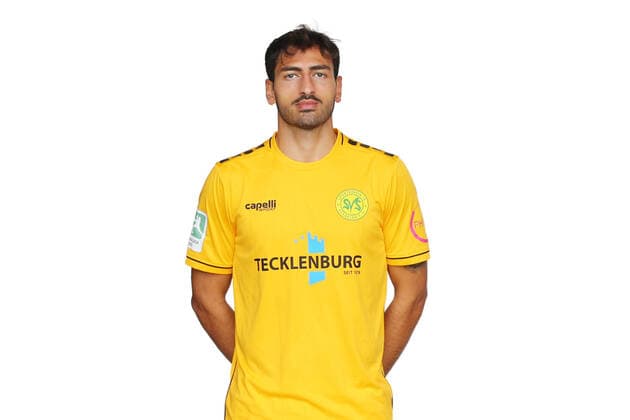 Straelen, Germany 22 October 2022 Regionalliga West 2022 2023 SV Straelen team shooting team photo Hassine Refai SV Straelen Tecklenburg stadium North Rhine Westphalia Copyright: xFotostandx xvanxderxVeldenx