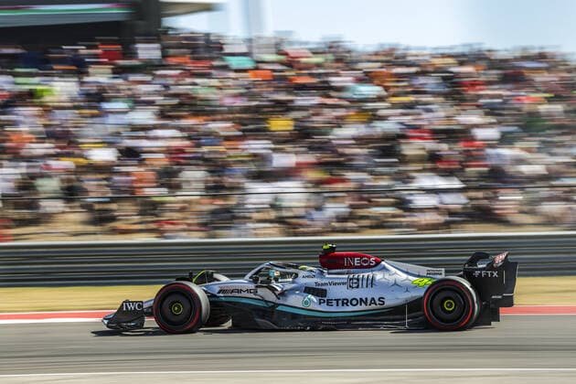 44 HAMILTON Lewis (gbr), Mercedes AMG F1 Team W13, action during the Formula 1 Aramco United States Grand Prix 2022, 19th round of the 2022 FIA Formula One World Championship, WM, Weltmeisterschaft from October 21 to 23, 2022 on the Circuit of the Americas, in Austin, Texas - F1 - UNITED STATES GRAND PRIX 2022 DPPI Panoramic  20221022_G00D6887