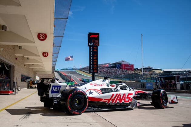 Kevin Magnussen DEN, Haas F1 Team 20 in VF 22 drives out of the pits, USA, Formula 1 Grand Prix of the USA, Circuit of the Americas Austin, 3 Free Practice, 22 10 2022 USA, Formula 1 Grand Prix of the USA, Circuit of the Americas Austin, 3 Free Practice, 22 10 2022 Austin Copyright: xEibner Memmlerx EP_MMR