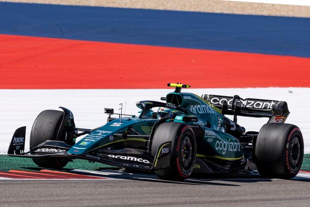 Oct 22, 2022..Sebastian Vettel 5 from the Aston Martin Racing team in action at the Formula 1 at Circuit of the Americas in Austin Texas. Austin USA - ZUMAc04_ 20221022_zaf_c04_132 Copyright: xRobertxBackmanx