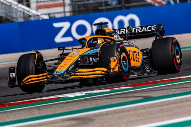 Oct 22, 2022..Daniel Ricciardo 3 from the McLaren racing team in action at the Formula 1 at Circuit of the Americas in Austin Texas. Austin USA - ZUMAc04_ 20221022_zaf_c04_139 Copyright: xRobertxBackmanx