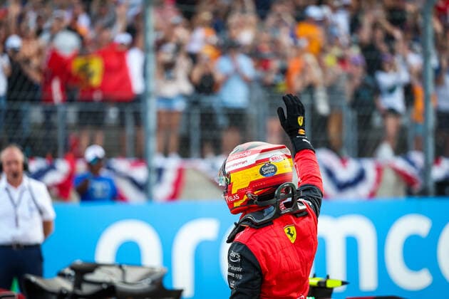 SAINZ Carlos (spa), Scuderia Ferrari F1-75, portrait pole position during the Formula 1 Aramco United States Grand Prix 2022, 19th round of the 2022 FIA Formula One World Championship, WM, Weltmeisterschaft from October 21 to 23, 2022 on the Circuit of the Americas, in Austin, Texas - F1 - UNITED STATES GRAND PRIX 2022 DPPI Panoramic  20221023_G00D7736