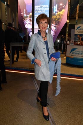 Carolin Reiber Award of the Bavarian Sports Award 2022 honor, award, prize BMW World Munich 22 October 2022