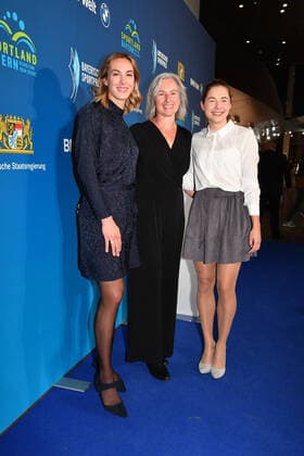 Gina Lückenkemper with escort awarding of the Bavarian Sports Award 2022 honor, award, prize BMW World Munich 22 October 2022