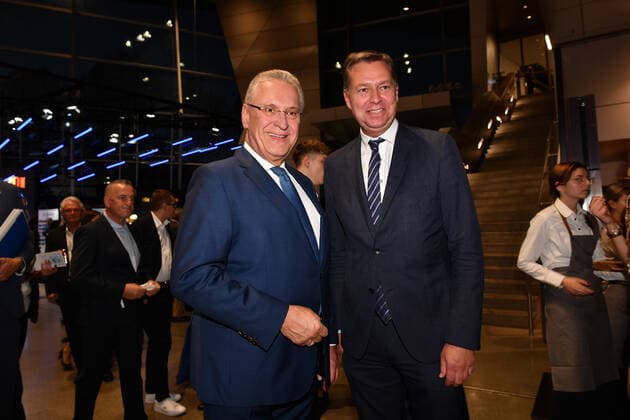 Joachim Herrmann Award of the Bavarian Sports Award 2022 honor, award, prize BMW World Munich 22 October 2022
