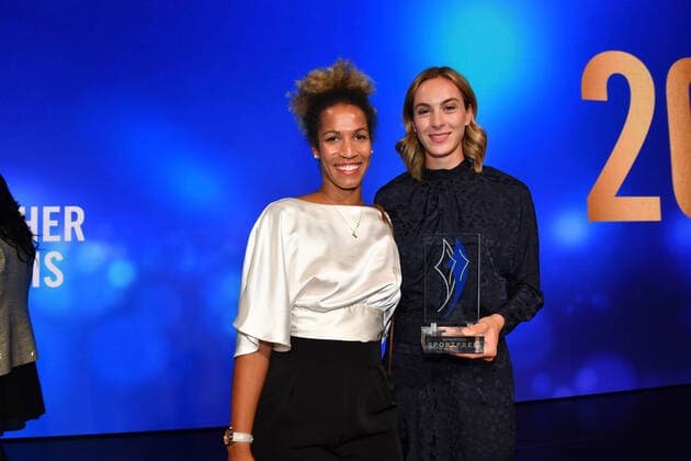 Mariama Jamanka and Alexandra Burghardt Bavarian Sports Award 2022 honor, award, prize BMW World Munich 22 October 2022