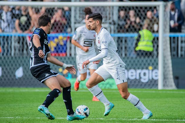Martin Terrier (Stade Rennais) FOOTBALL : Angers SCO vs Stade Rennais - Ligue 1 - Journee 12 - 23 10 2022 BaptisteAutissier Panoramic 